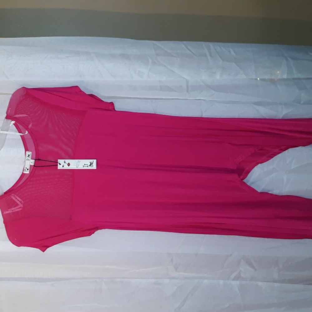 Pink Stylish Top BNWT by It Girl -small